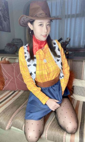 西施流眼泪翻白眼咬铁球图片_1080电影完整版在线观看