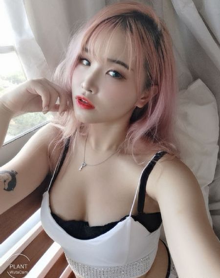 美女大尺度啪啪炮150p_BD免费高清观看
