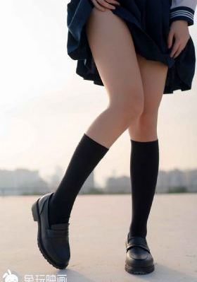 少妇淫片免费看大片动漫版app_高清超清免费观看