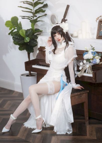 色婷婷综合久久久久中文图片_BD英语高清免费观看
