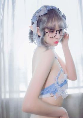 老少恋大尺度未删减电影欧美_剧情片HD在线观看