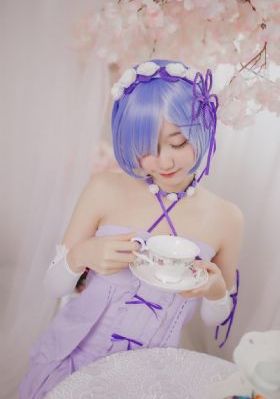 18岁在线观看日本www_超清完整版观看