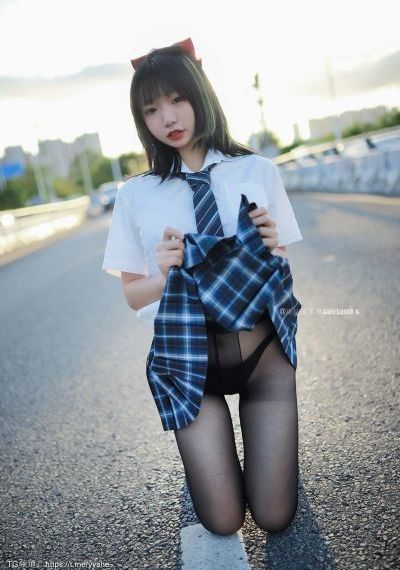 国产精品女人性满足免费视频_超清电影免费在线