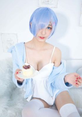 欧美群体夜店性派对高清_BD在线手机播放